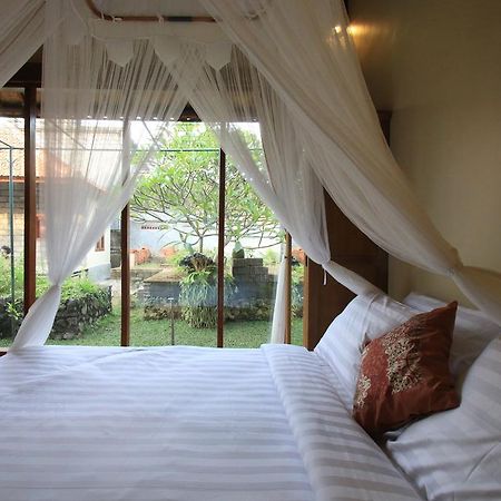Tanggal Merah Guest House Ubud Exterior foto