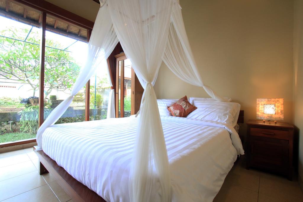 Tanggal Merah Guest House Ubud Exterior foto